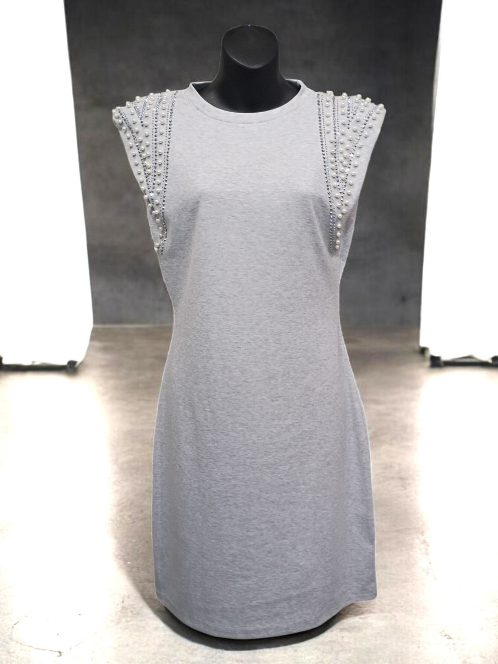 Sleeveless Pearl-Embellished Midi Dress - Gray/White Sz. S
